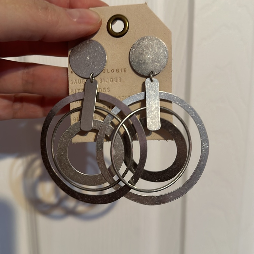NWT Anthropologie Floating Circles Drop Earrings - Picture 5 of 7
